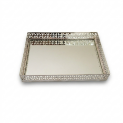 BANDEJA RETANGULAR GRADE BASILE - 25 x 18cm (PRATA 90)
